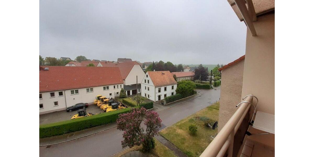 Dachgeschoßwohnung Klipphausen - 1 Zimmer, 39 m&sup2;, 300&euro; | Angebot:26147458