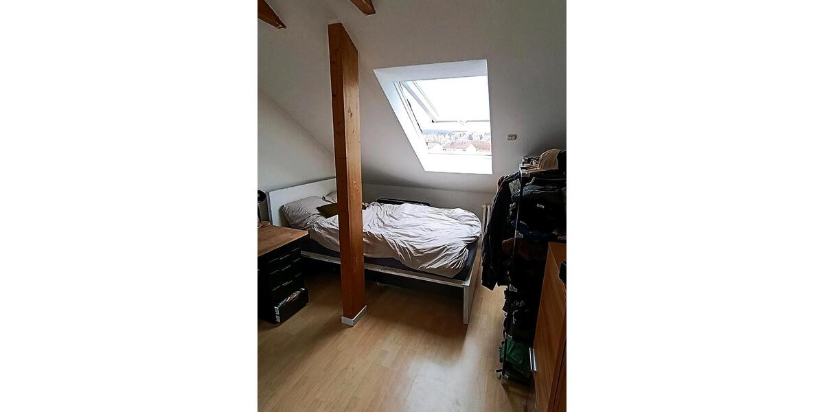 Dachgeschoßwohnung Schweinfurt Gartenstadt - 1 Zimmer, 27 m&sup2;, 340&euro; | Angebot:26021052