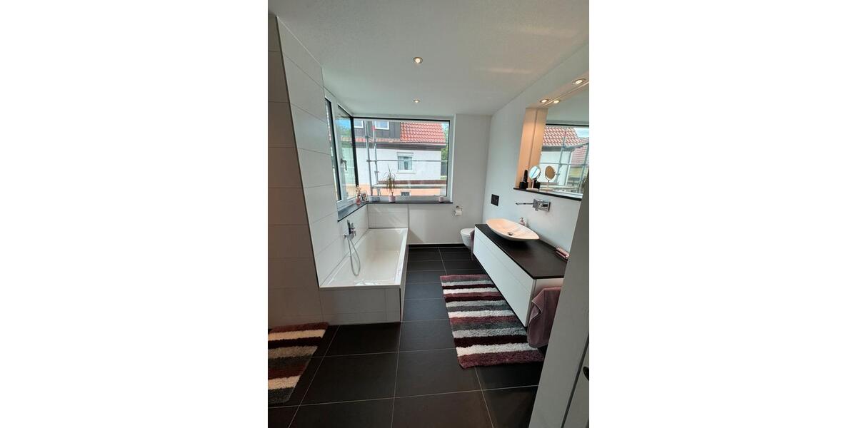 Etagenwohnung Obersulm - 3.5 Zimmer, 109 m&sup2;, 1.600&euro; | Angebot:26648289