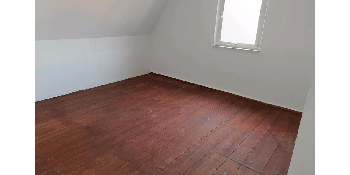 Etagenwohnung Röttenbach - 4 Zimmer, 65 m&sup2;, 400&euro; | Angebot:26121150