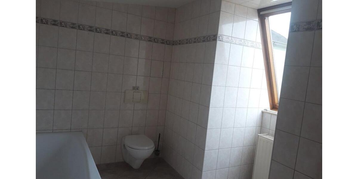 Etagenwohnung Perleberg - 3 Zimmer, 78 m&sup2;, 425&euro; | Angebot:26545522
