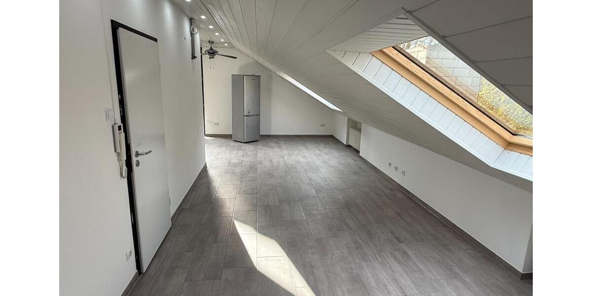 Dachgeschoßwohnung Elsdorf - 1 Zimmer, 45 m&sup2;, 575&euro; | Angebot:24690344