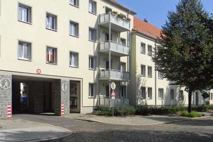 Wohnung Magdeburg Stadtfeld Ost - 1 Zimmer, 37 m&sup2;, 329&euro; | Angebot:26251982