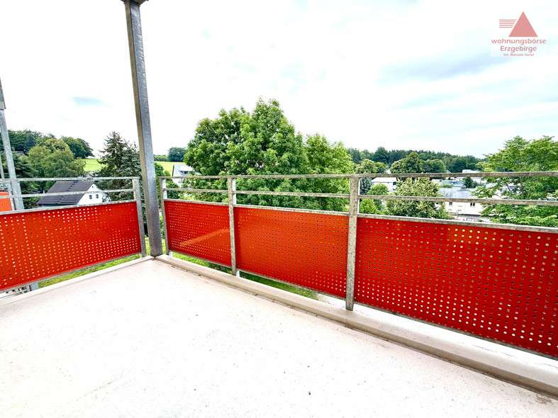 Wohnung zum Mieten in Thum 470 € 70.9 m² 4 zimmer