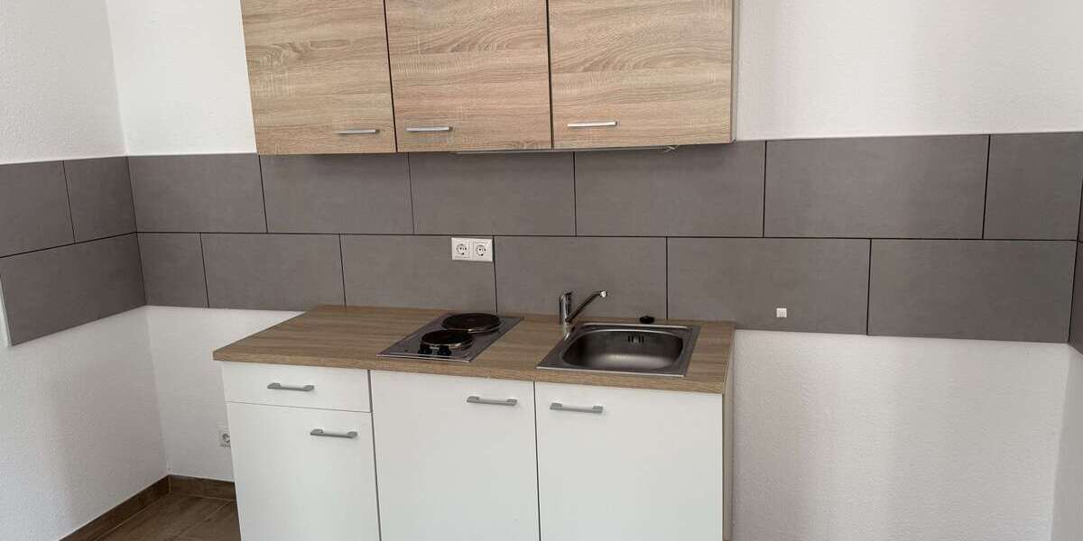 Etagenwohnung Görlitz Innenstadt - 1 Zimmer, 30 m&sup2;, 300&euro; | Angebot:26282563
