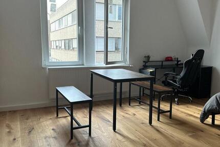 Wohnen auf Zeit Esslingen am Neckar - 1 Zimmer, 21 m&sup2;, 558&euro; | Angebot:25647116
