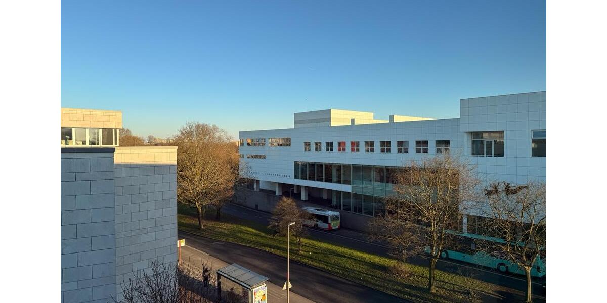 Dachgeschoßwohnung Neuss - 3 Zimmer, 75 m&sup2;, 1.675&euro; | Angebot:24729792