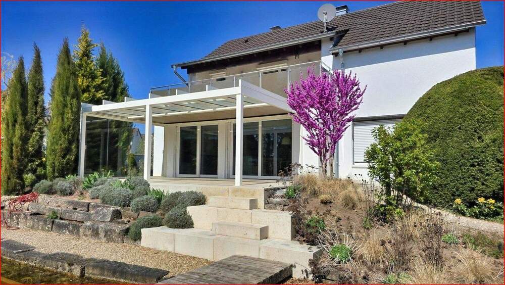 Einfamilienhaus Illingen - 7 Zimmer, 231 m&sup2;, 2.600&euro; | Angebot:25066193