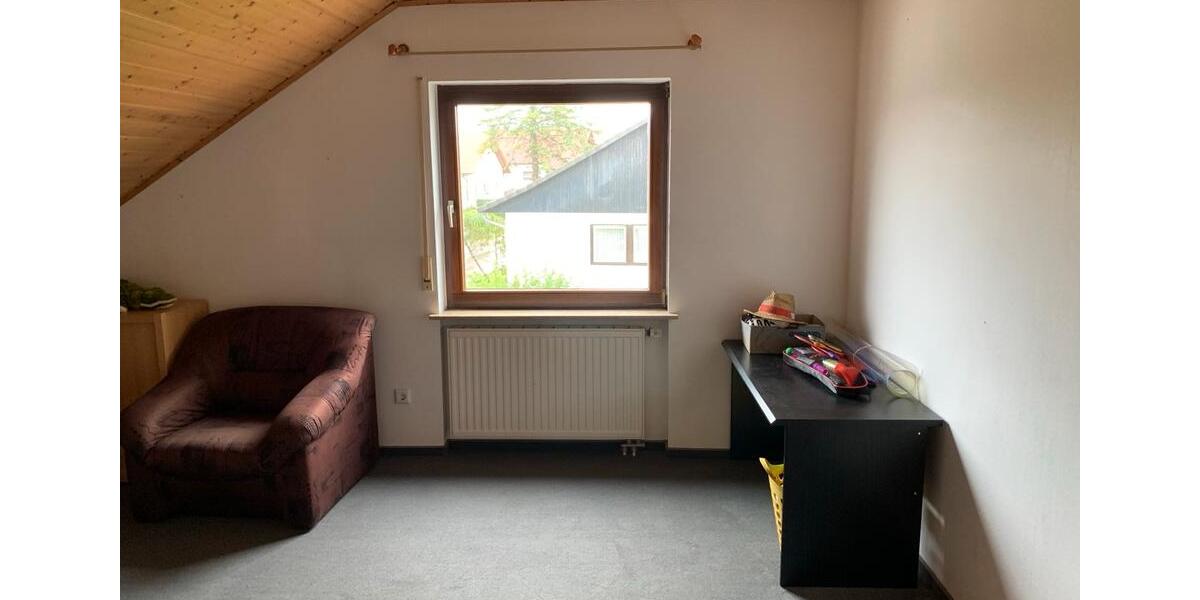 Dachgeschoßwohnung Leibertingen - 3 Zimmer, 78 m&sup2;, 680&euro; | Angebot:24803631