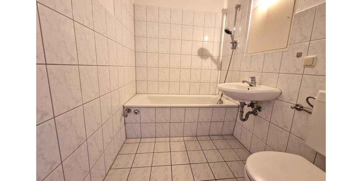 Etagenwohnung Neubrandenburg Datzeberg - 2 Zimmer, 48 m&sup2;, 291&euro; | Angebot:24700791