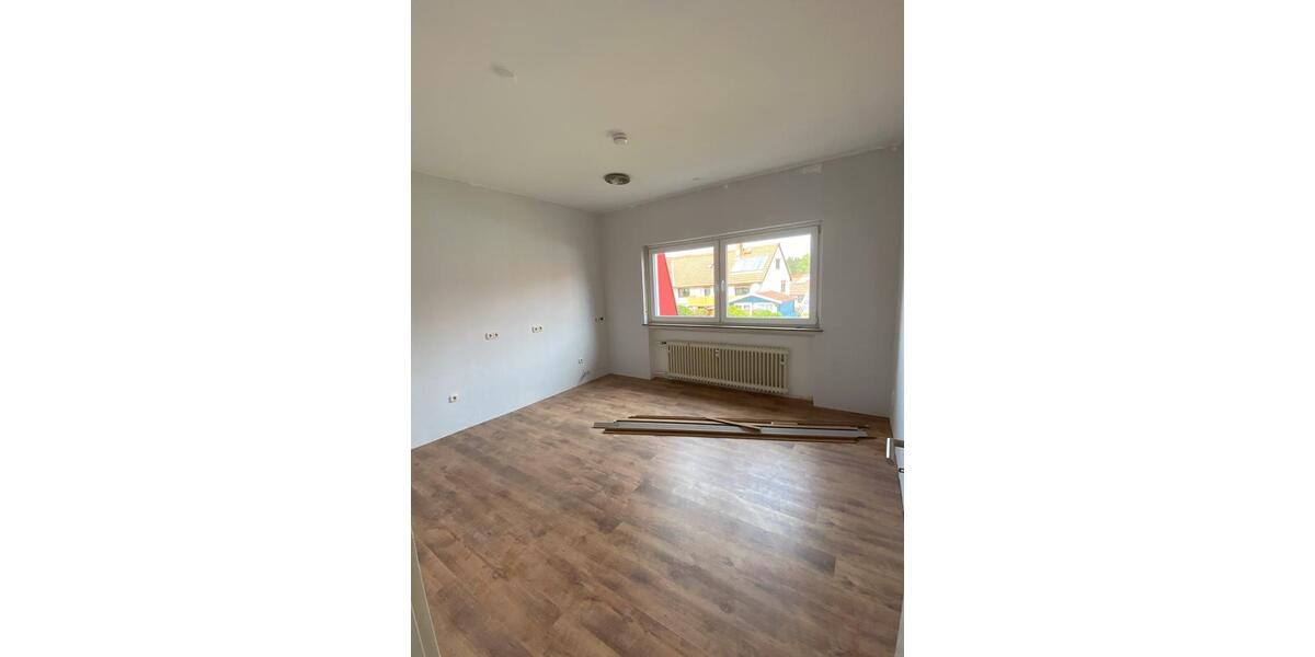 Erdgeschoßwohnung Feldatal - 4 Zimmer, 100 m&sup2;, 720&euro; | Angebot:25921952