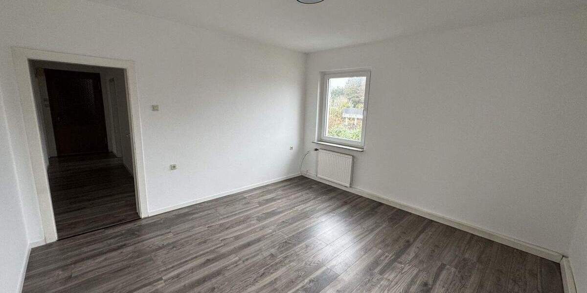 Etagenwohnung Detmold Innenstadt - 3 Zimmer, 76 m&sup2;, 695&euro; | Angebot:25108710