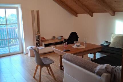 2-Zimmer Dachgeschosswohnung mit Galerie und Balkon in Edling 2 zimmer