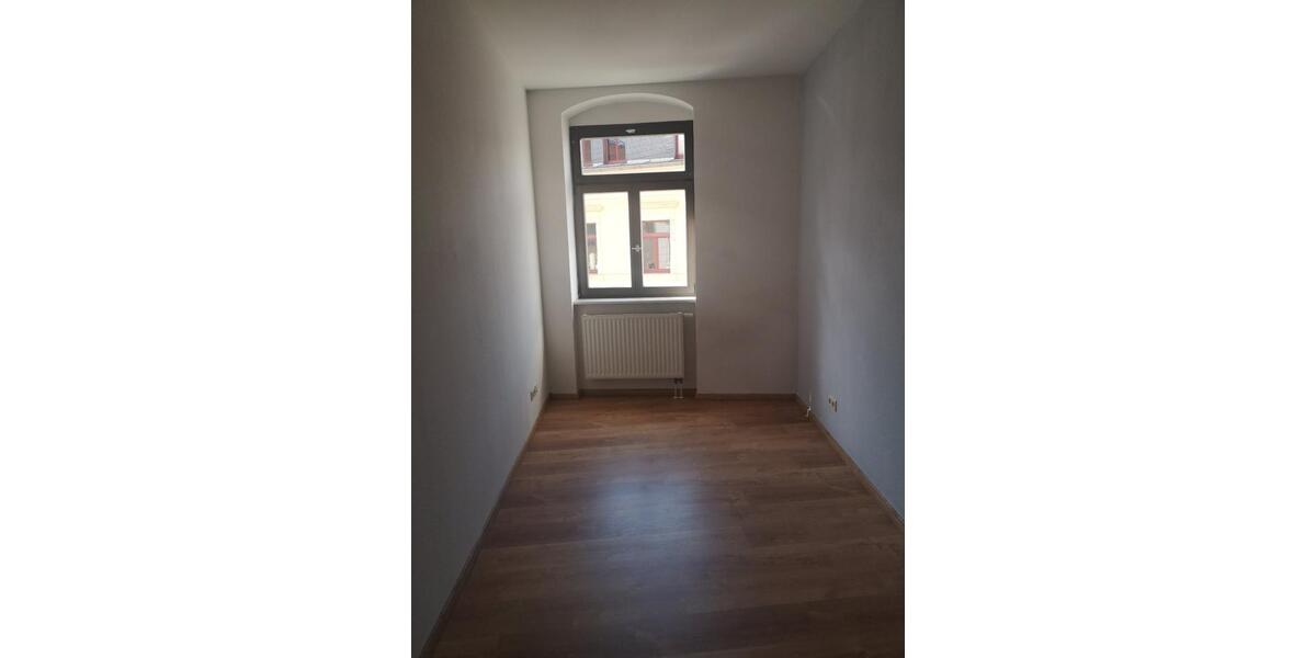 Etagenwohnung Pirna - 3 Zimmer, 83 m&sup2;, 575&euro; | Angebot:25124959