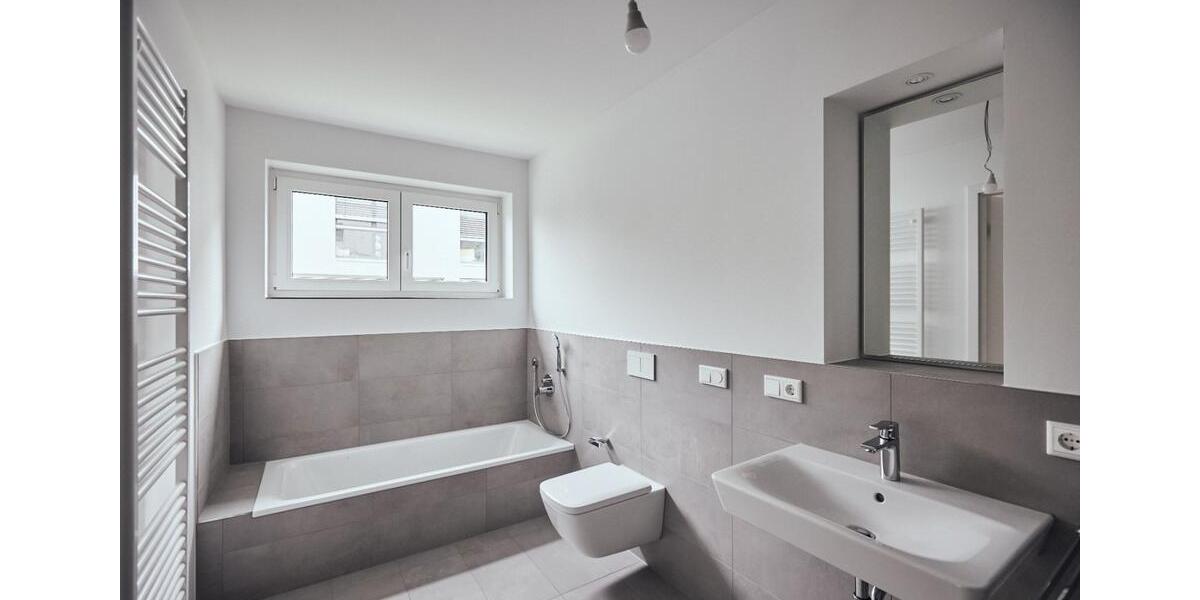 Etagenwohnung Rheda-Wiedenbrück Wiedenbrück - 4 Zimmer, 117 m&sup2;, 1.465&euro; | Angebot:25999754