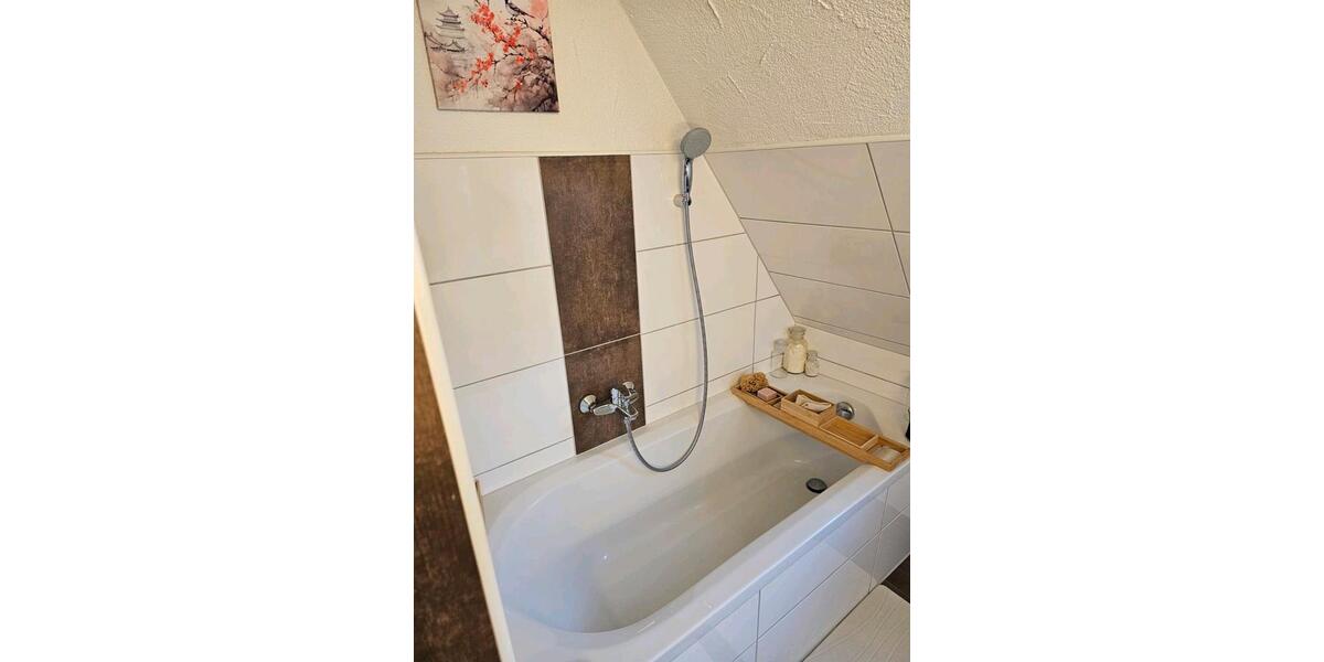 Etagenwohnung Pfeffelbach - 5 Zimmer, 120 m&sup2;, 1.050&euro; | Angebot:26181982