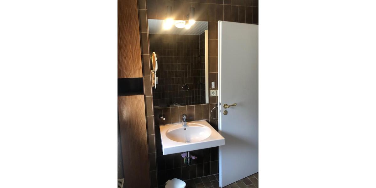 Dachgeschoßwohnung Warburg - 5.5 Zimmer, 110 m&sup2;, 700&euro; | Angebot:25421928