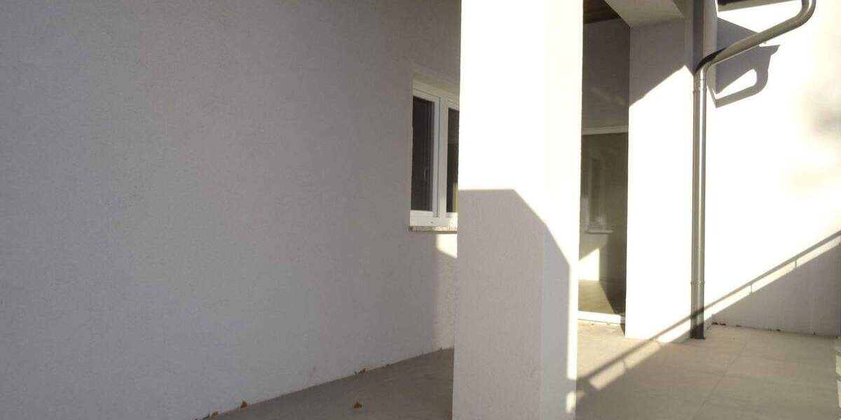 Terrassenwohnung Rathenow Rathenow West - 4 Zimmer, 145 m&sup2;, 1.160&euro; | Angebot:25665406