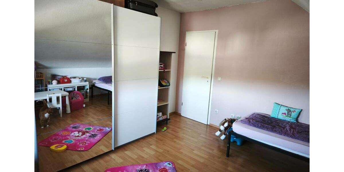 Dachgeschoßwohnung Minden Kuhlenkamp - 3 Zimmer, 88 m&sup2;, 610&euro; | Angebot:26393293