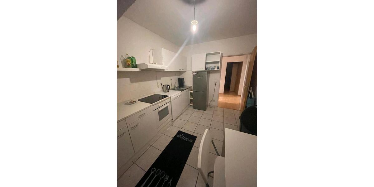 Dachgeschoßwohnung Siegen - 3 Zimmer, 15 m&sup2;, 350&euro; | Angebot:25904636