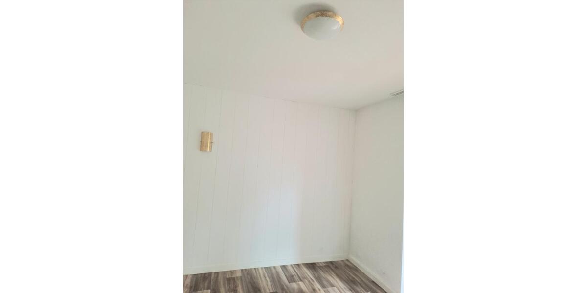 Wohnen auf Zeit Gummersbach - 25 Zimmer, 90 m&sup2;, 500&euro; | Angebot:25642487