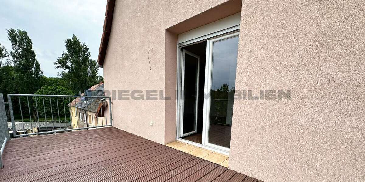 Etagenwohnung Ludwigshafen am Rhein - 3 Zimmer, 87 m&sup2;, 990&euro; | Angebot:27006047