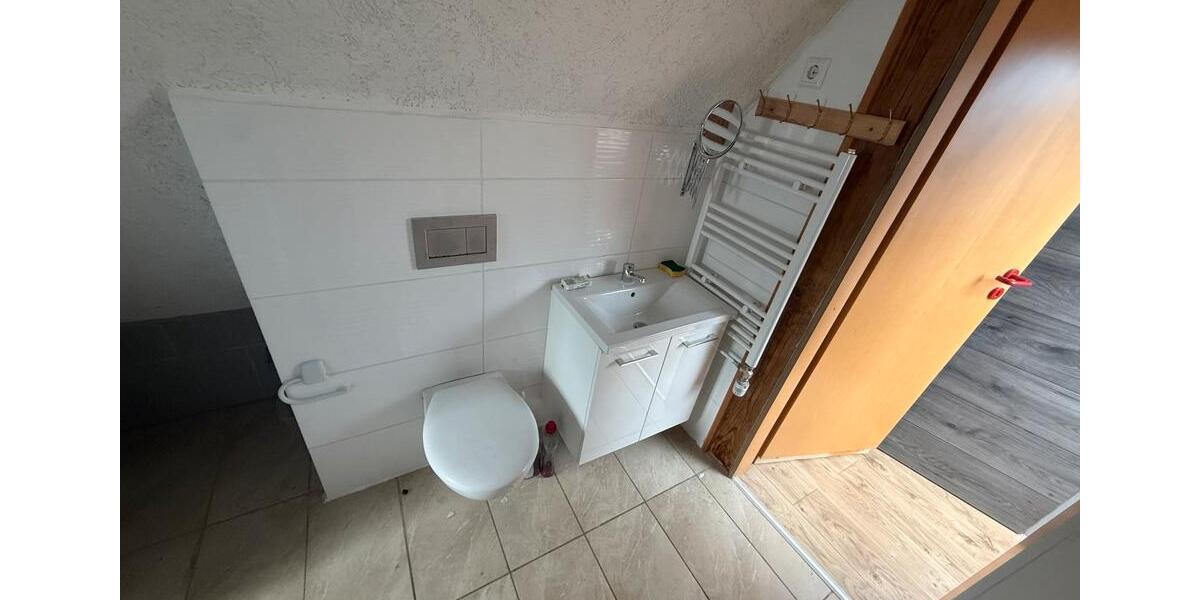 Dachgeschoßwohnung Illingen - 2 Zimmer, 68 m&sup2;, 550&euro; | Angebot:26565137