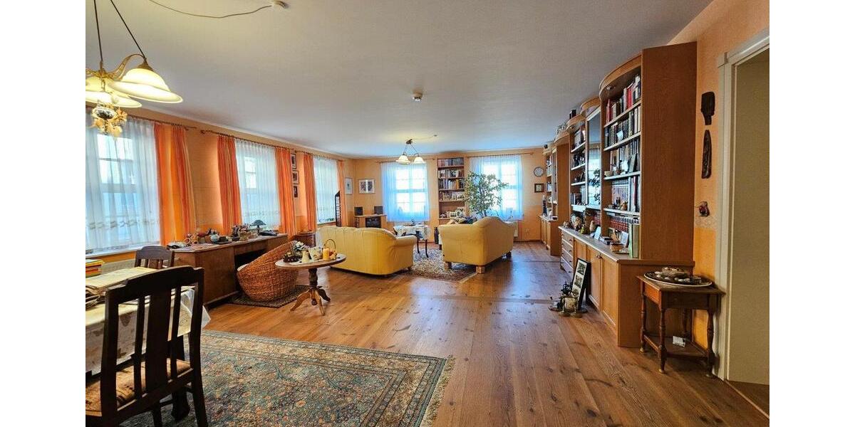 Etagenwohnung Spremberg - 3 Zimmer, 106 m&sup2;, 750&euro; | Angebot:26022788