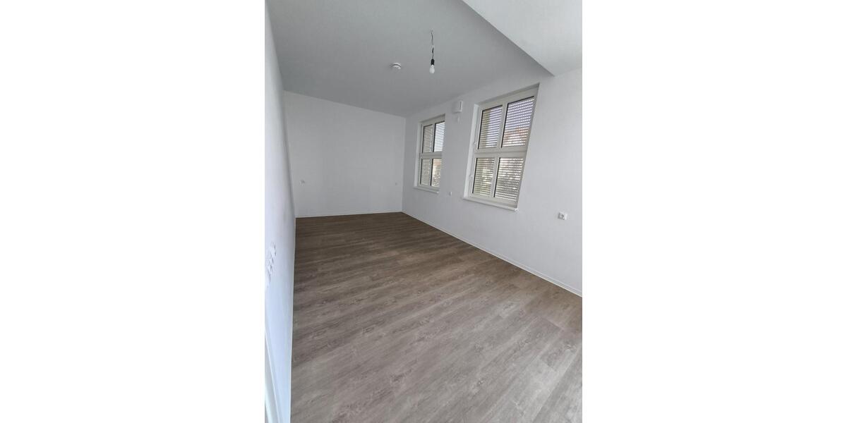 Erdgeschoßwohnung Burg - 2 Zimmer, 97 m&sup2;, 875&euro; | Angebot:20971040