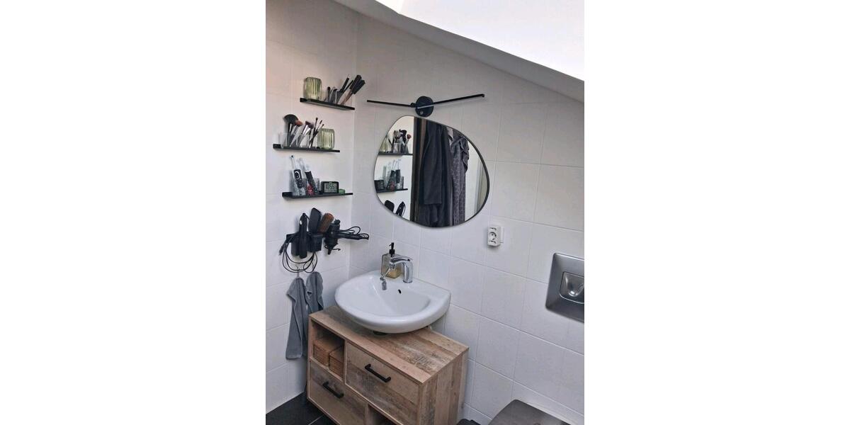 Dachgeschoßwohnung Kelheim - 3 Zimmer, 73 m&sup2;, 850&euro; | Angebot:25873696