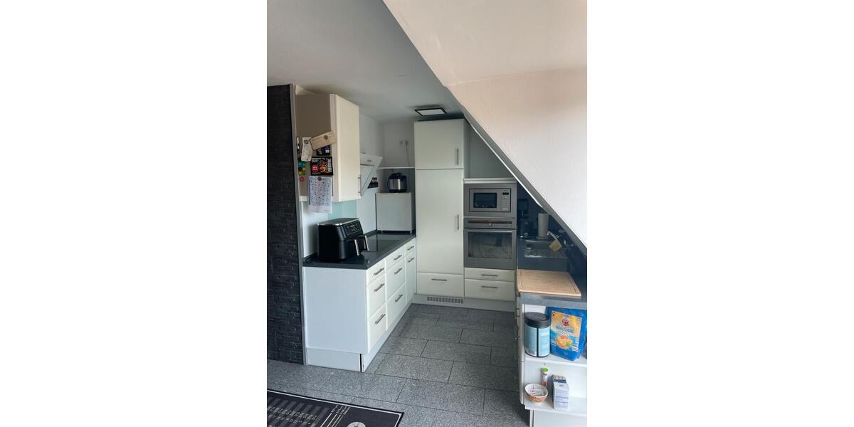 Dachgeschoßwohnung Würzburg Heuchelhof - 1 Zimmer, 70 m&sup2;, 930&euro; | Angebot:26045156