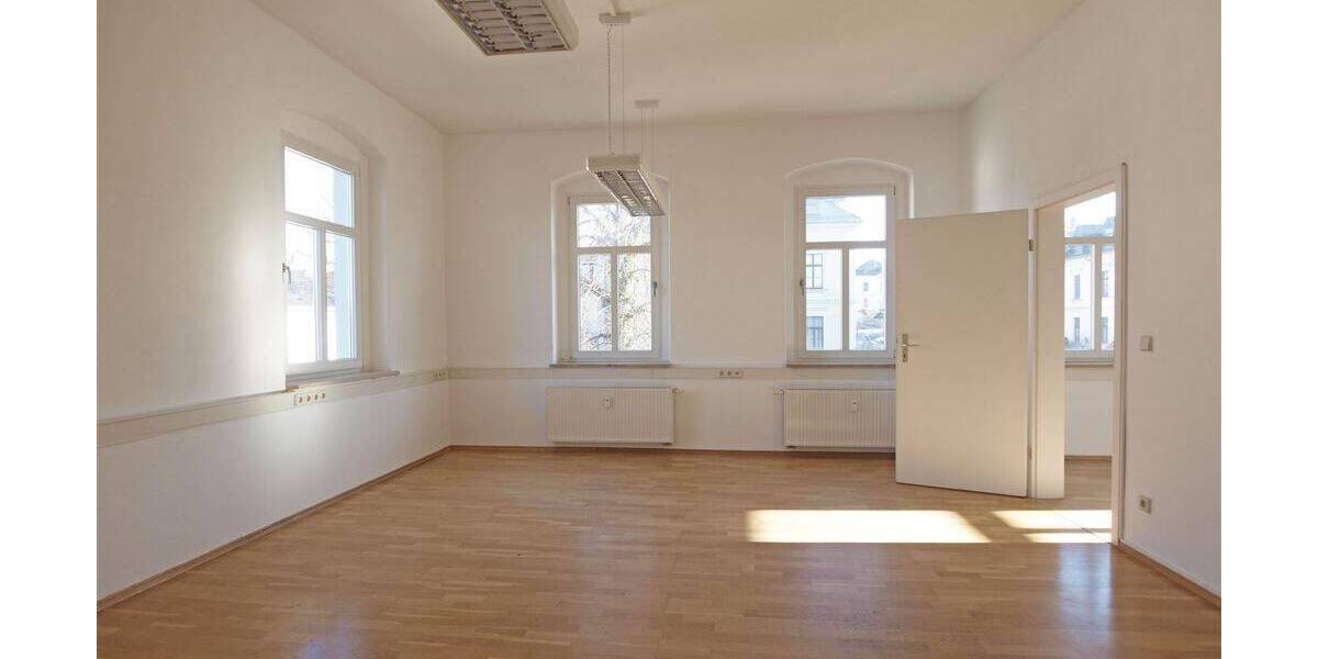 Gewerbeobjekt Frankenberg - 4 Zimmer, 116 m&sup2;, 696&euro; | Angebot:26862979