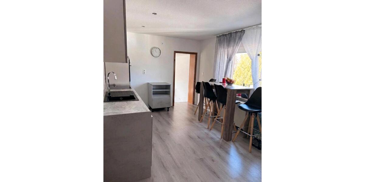 Dachgeschoßwohnung Herxheim bei Landau/Pfalz Pfalz - 4 Zimmer, 101 m&sup2;, 1.400&euro; | Angebot:25918981