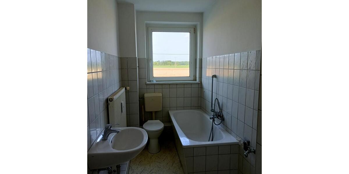 Erdgeschoßwohnung Franzburg - 2 Zimmer, 48 m&sup2;, 289&euro; | Angebot:25900759