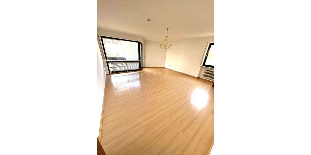 Etagenwohnung Augsburg Göggingen - 3 Zimmer, 91 m&sup2;, 1.230&euro; | Angebot:25966723
