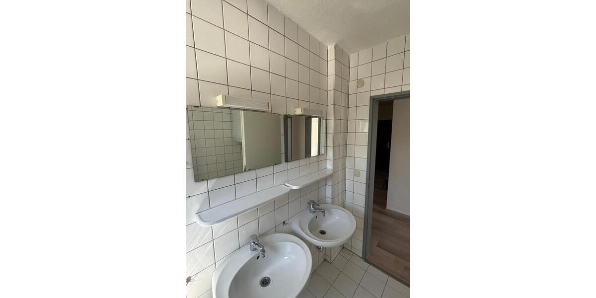 Etagenwohnung Speichersdorf - 3 Zimmer, 80 m&sup2;, 650&euro; | Angebot:26336647