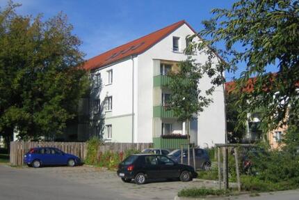 Wohnung Güstrow - 3 Zimmer, 59 m&sup2;, 440&euro; | Angebot:25081142