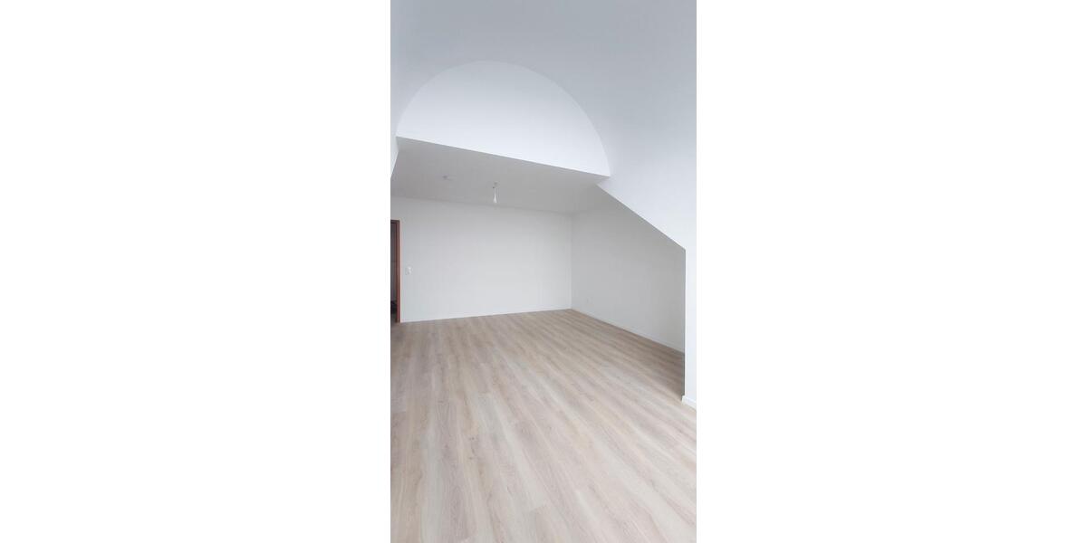 Dachgeschoßwohnung Bogen - 2 Zimmer, 57 m&sup2;, 600&euro; | Angebot:26261914