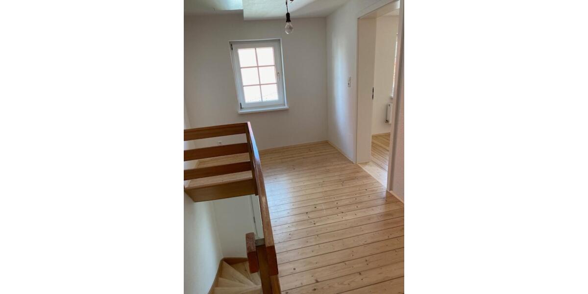 Einfamilienhaus Einbeck - 5 Zimmer, 94 m&sup2;, 658&euro; | Angebot:25876055