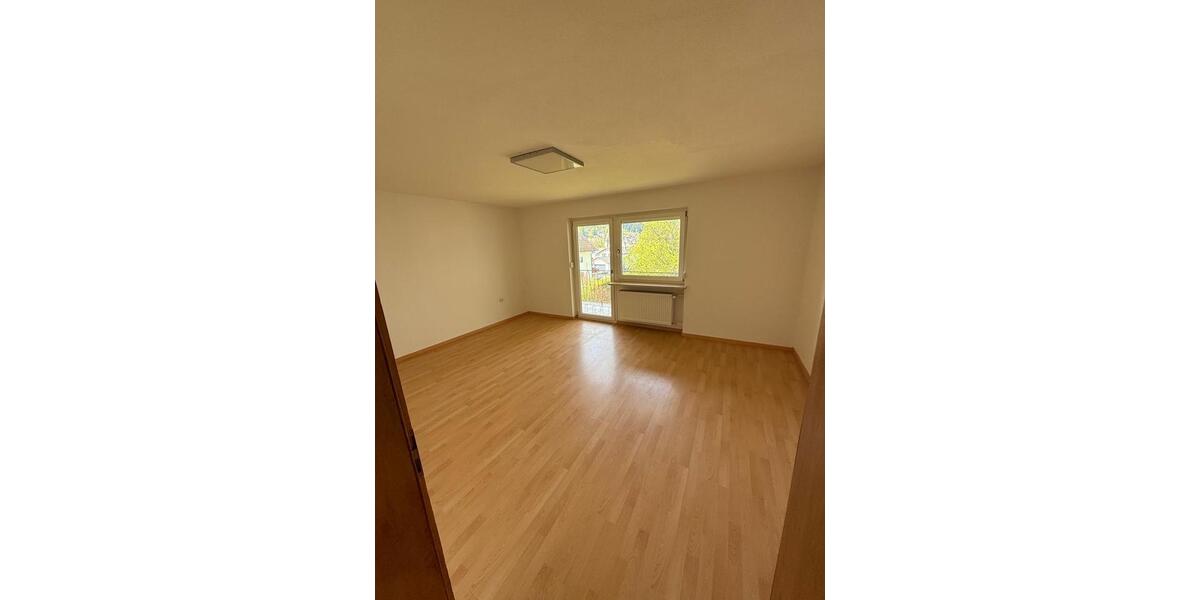Etagenwohnung Frauenau - 2 Zimmer, 66 m&sup2;, 500&euro; | Angebot:26489938