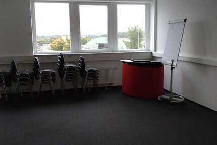 Büro in Rednitzhembach 1.330 € 174 m² zimmer