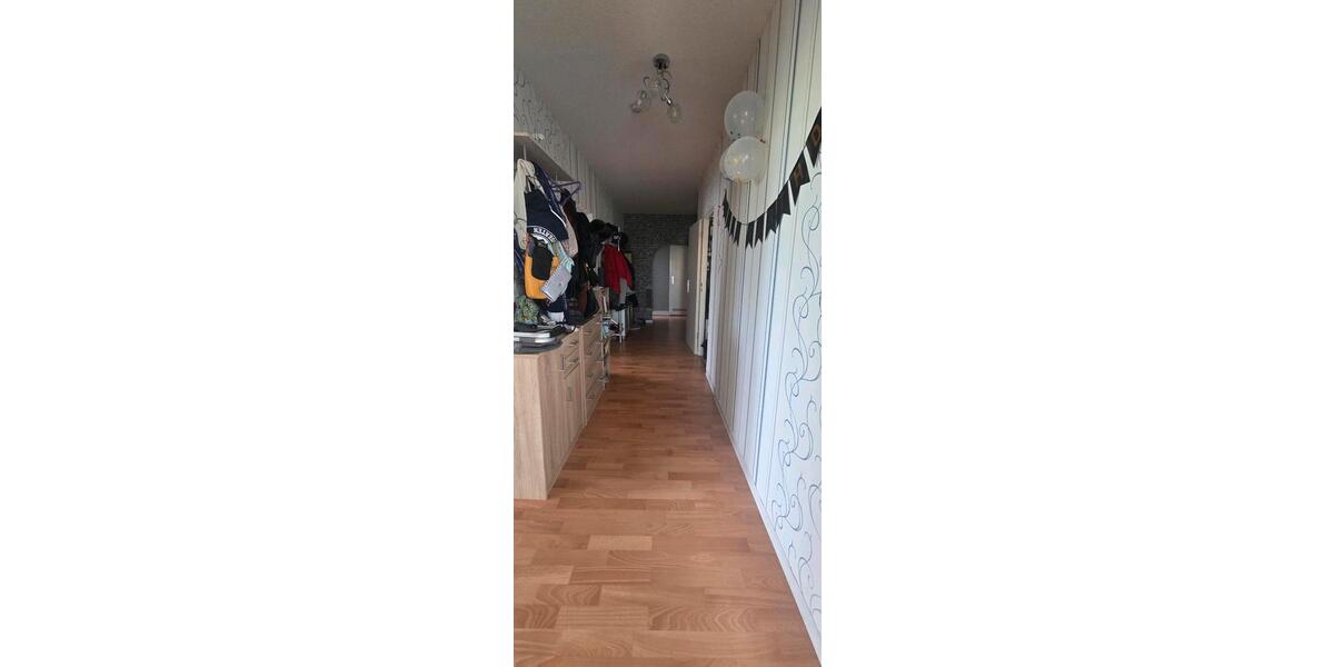 Etagenwohnung Rostock Evershagen - 3 Zimmer, 106 m&sup2;, 1.000&euro; | Angebot:26651736
