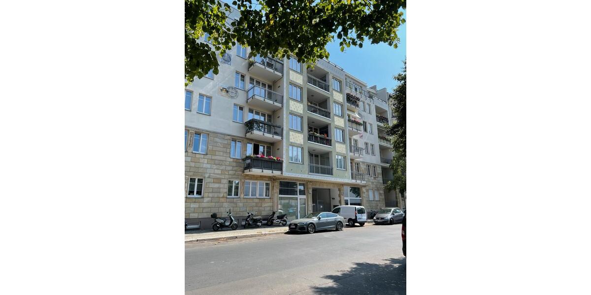 Erdgeschoßwohnung Berlin Mitte - 2.5 Zimmer, 82 m&sup2;, 1.999&euro; | Angebot:26477656
