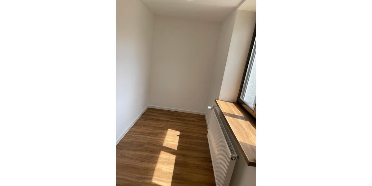 Erdgeschoßwohnung Walldürn - 3 Zimmer, 104 m&sup2;, 970&euro; | Angebot:26661635
