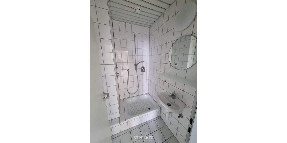Gewerbeobjekt Karlsbad Langensteinbach - 4 Zimmer, 120 m&sup2;, 900&euro; | Angebot:25703449