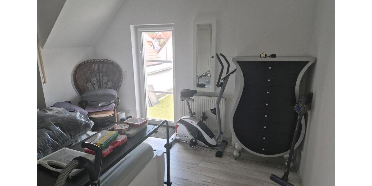 Dachgeschoßwohnung Bensheim - 2.5 Zimmer, 85 m&sup2;, 998&euro; | Angebot:26670527