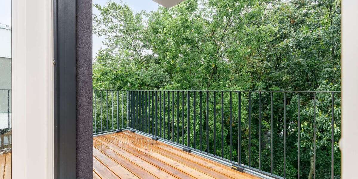 Etagenwohnung Berlin Weißensee - 4 Zimmer, 141 m&sup2;, 2.439&euro; | Angebot:26190495