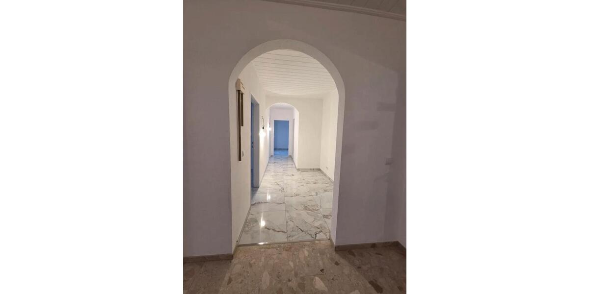 Erstbezug nach Renovierung 4 ZKB eigener Garten 125 qm 4 zimmer