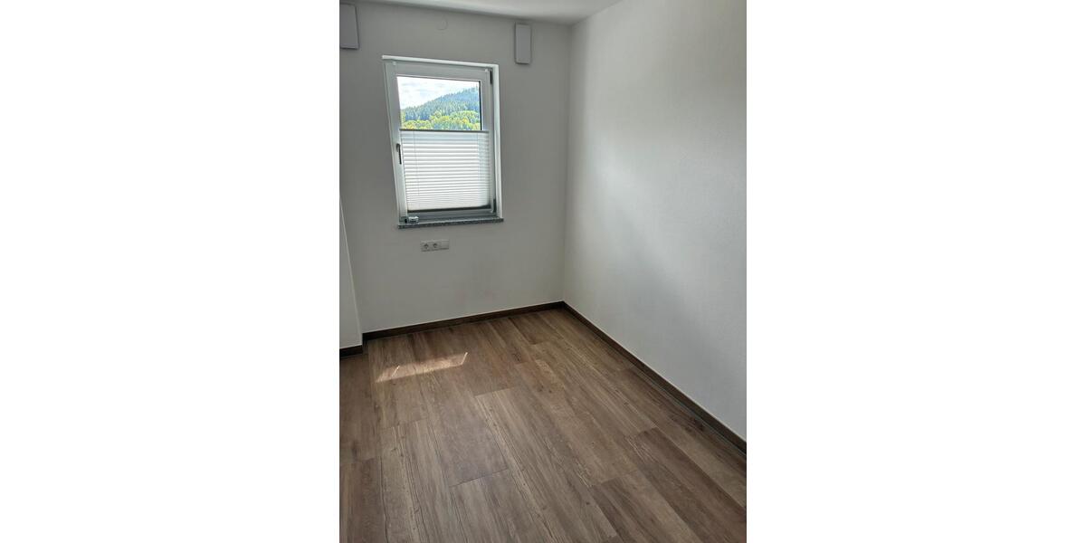 Etagenwohnung Drachselsried - 3 Zimmer, 84 m&sup2;, 690&euro; | Angebot:26686966