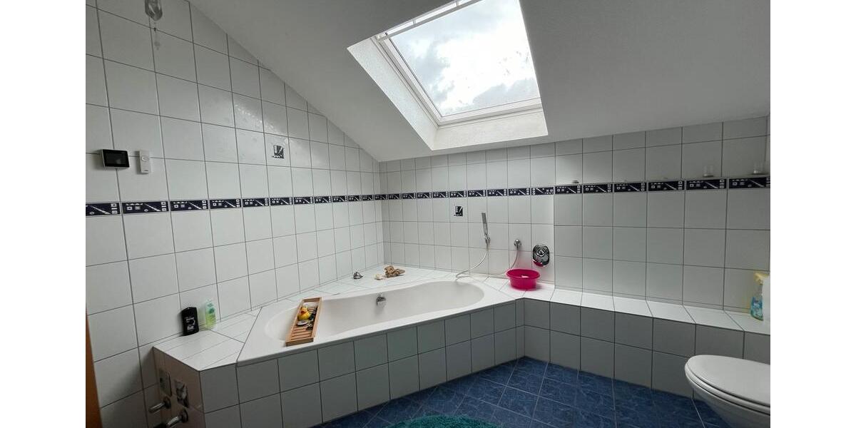 Dachgeschoßwohnung Rehlingen-Siersburg Siersburg - 3 Zimmer, 110 m&sup2;, 750&euro; | Angebot:25017674